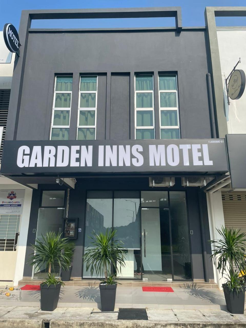 Garden Inns Motel Kangar Eksteriør billede